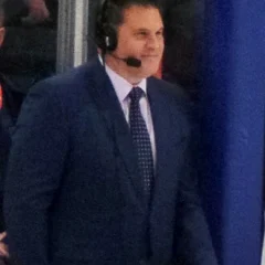 Louie DeBrusk height profile photo