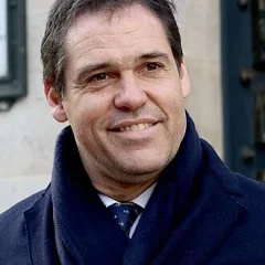 Louis Alphonse de Bourbon height profile photo