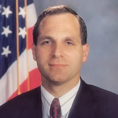 Louis Freeh height profile photo