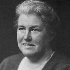 Louisa Aldrich-Blake height profile photo