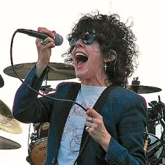 LP (singer) height profile photo