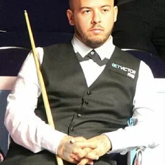 Luca Brecel height profile photo