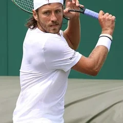 Lucas Pouille height profile photo