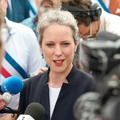 Lucie Castets height profile photo
