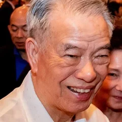 Lucio Tan height profile photo