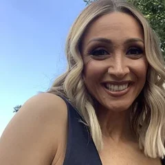 Lucy-Jo Hudson height profile photo