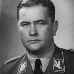Ludwig Fischer height profile photo