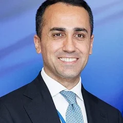 Luigi Di Maio height profile photo