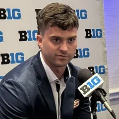 Luke Altmyer height profile photo