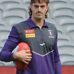 Luke Jackson (footballer) height profile photo