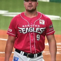 Luke Voit height profile photo