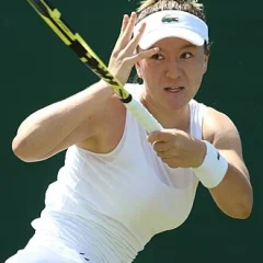 Lulu Sun height profile photo