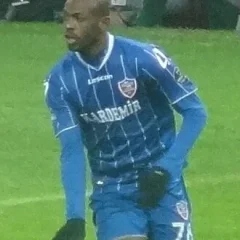 Luton Shelton height profile photo