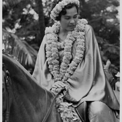 Lydia Liliʻuokalani Kawānanakoa height profile photo