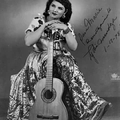 Lydia Mendoza height profile photo