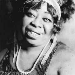 Ma Rainey height profile photo
