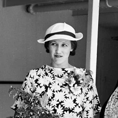 Mabel Freer height profile photo