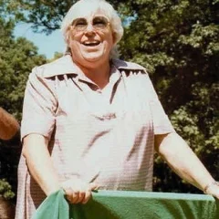 Madalyn Murray O'Hair height profile photo