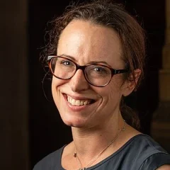 Maggie Haberman height profile photo