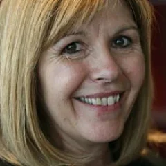 Maggie Philbin height profile photo