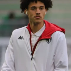 Maghnes Akliouche height profile photo