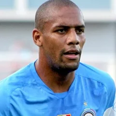 Maicon (footballer, born 1981) height profile photo