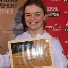 Maisie Summers-Newton height profile photo