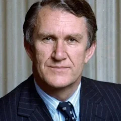 Malcolm Fraser height profile photo
