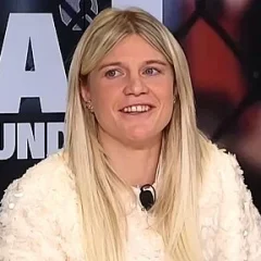 Manon Fiorot height profile photo