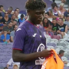 Manu Koné height profile photo
