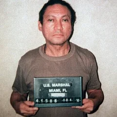 Manuel Noriega height profile photo