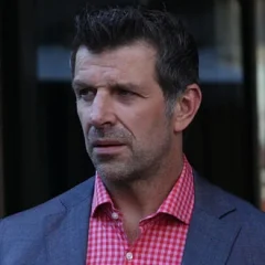 Marc Bergevin height profile photo