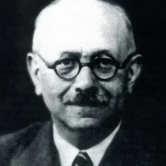 Marc Bloch height profile photo