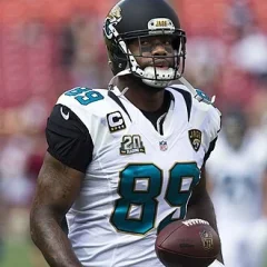 Marcedes Lewis height profile photo