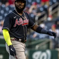 Marcell Ozuna height profile photo