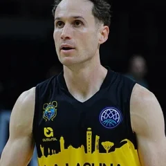 Marcelo Huertas height profile photo