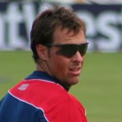 Marcus Trescothick height profile photo