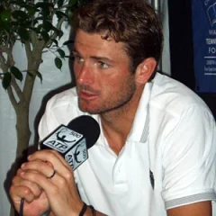 Mardy Fish height profile photo
