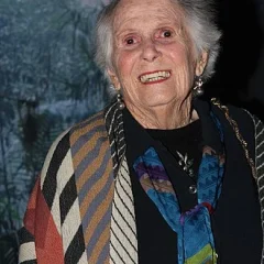 Margaret Fulton height profile photo
