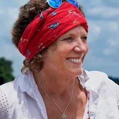Margaret Trudeau height profile photo