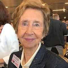 Margarita Salas height profile photo