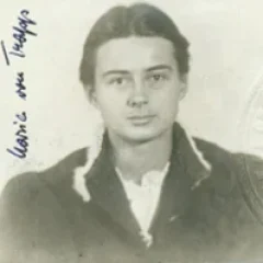 Maria Franziska von Trapp height profile photo