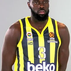 Marial Shayok height profile photo