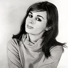 Marianna Hill height profile photo