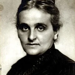 Marie Bernays height profile photo