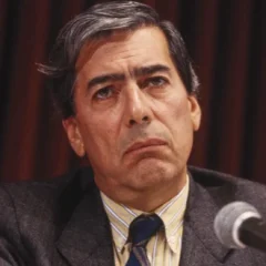 Mario Vargas Llosa height profile photo