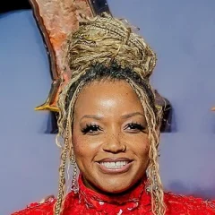 Marisha Wallace height profile photo