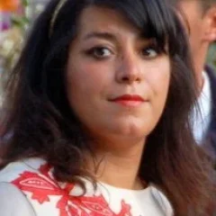 Marjane Satrapi height profile photo