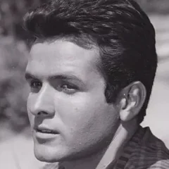 Mark Goddard height profile photo