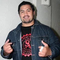 Mark Hunt height profile photo
